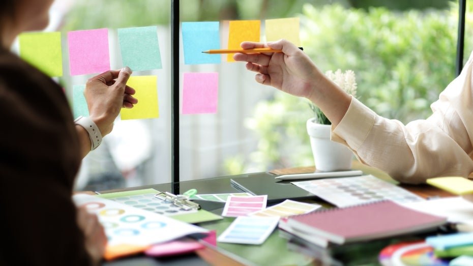 Agencies in the Age of AI: New Challenges