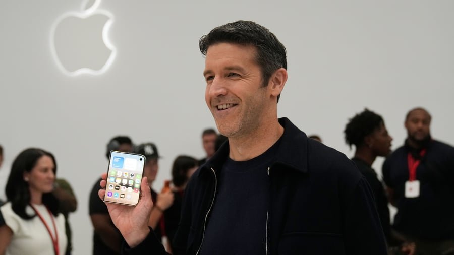 Apple Unveils Most Expensive iPhone Under New Leadership