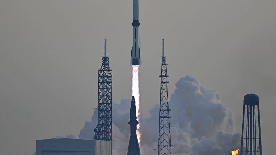 Blue Origin Faces Setback in Space Competition