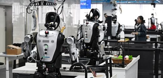 China Threatens USA in Robot Import Dispute