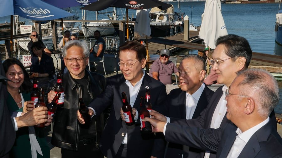 Japan and South Korea Invest in AI Development