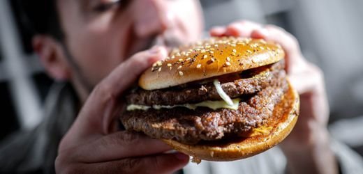 AI Develops Personalized Hamburger Recipes
