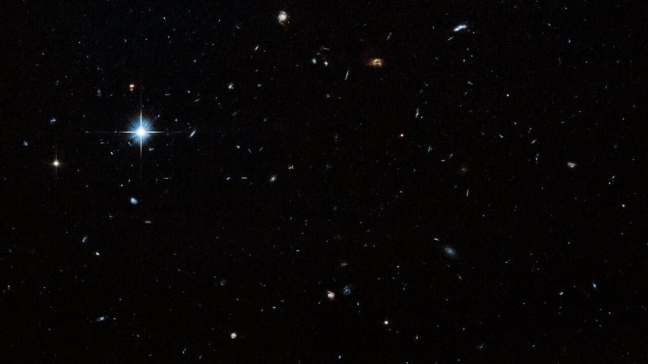New Approach to Dark Matter through Dark Photons