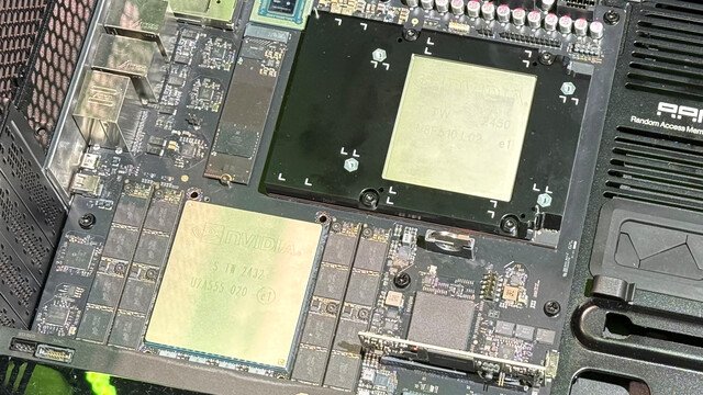 Nvidia DGX Station: GB300 für den Desktop bestellbar