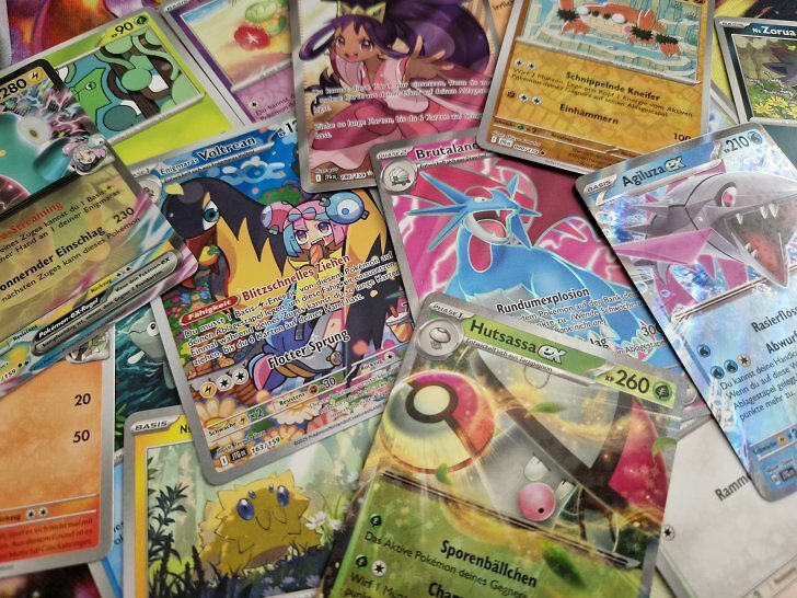 Pokémon TCG boomt: PSA pausiert Bewertungsdienste