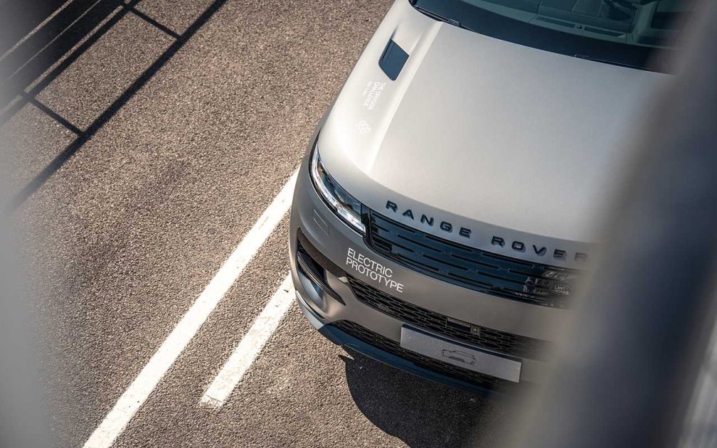 Range Rover Sport Electric at the Goodwood Festival