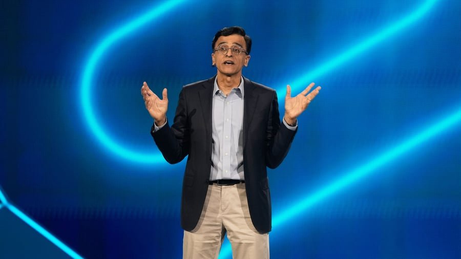 Snowflake CEO Expresses Skepticism About Meta's Cloud Plans