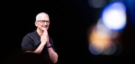 Tim Cook Steps Down as Apple CEO
