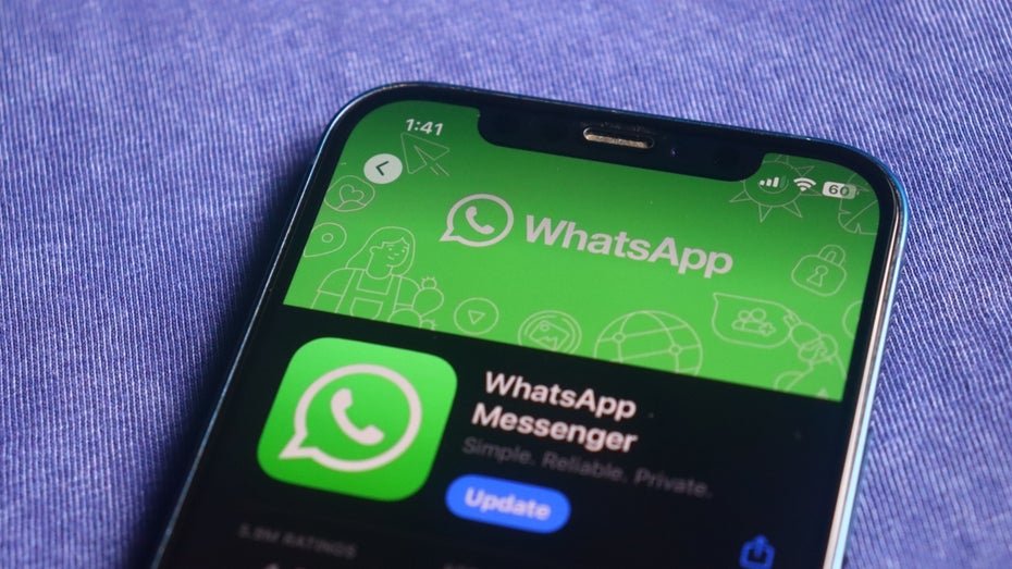WhatsApp Enables Use of Two Accounts on iPhone